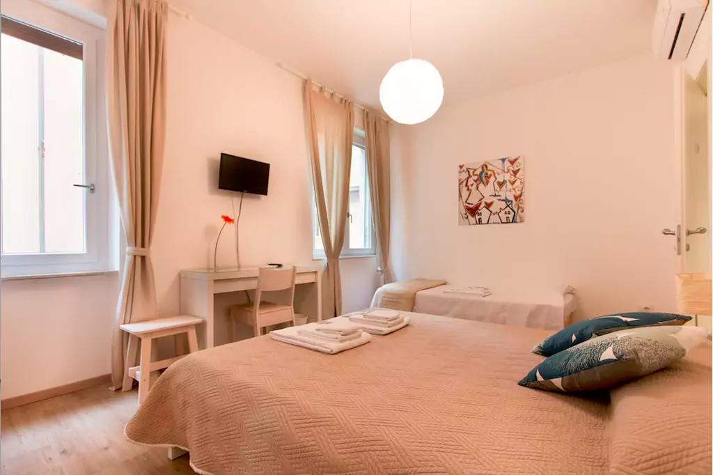 Via Colombo Holiday Rooms Специя Экстерьер фото