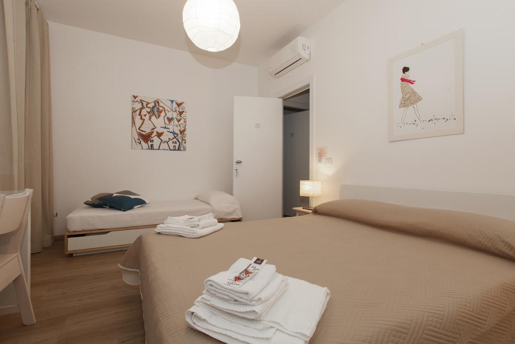 Via Colombo Holiday Rooms Специя Номер фото